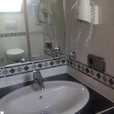 Hotel Haus Marvin Dottingen (Rhineland-Palatinate)