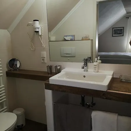 Hotell Haus Marvin 3*